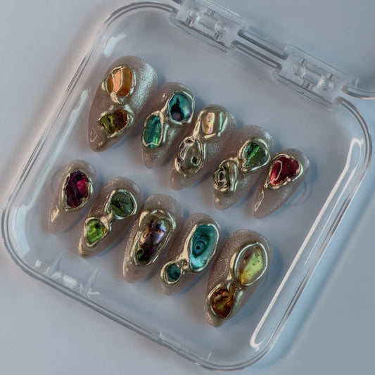 Aurora Ore (press-ons)