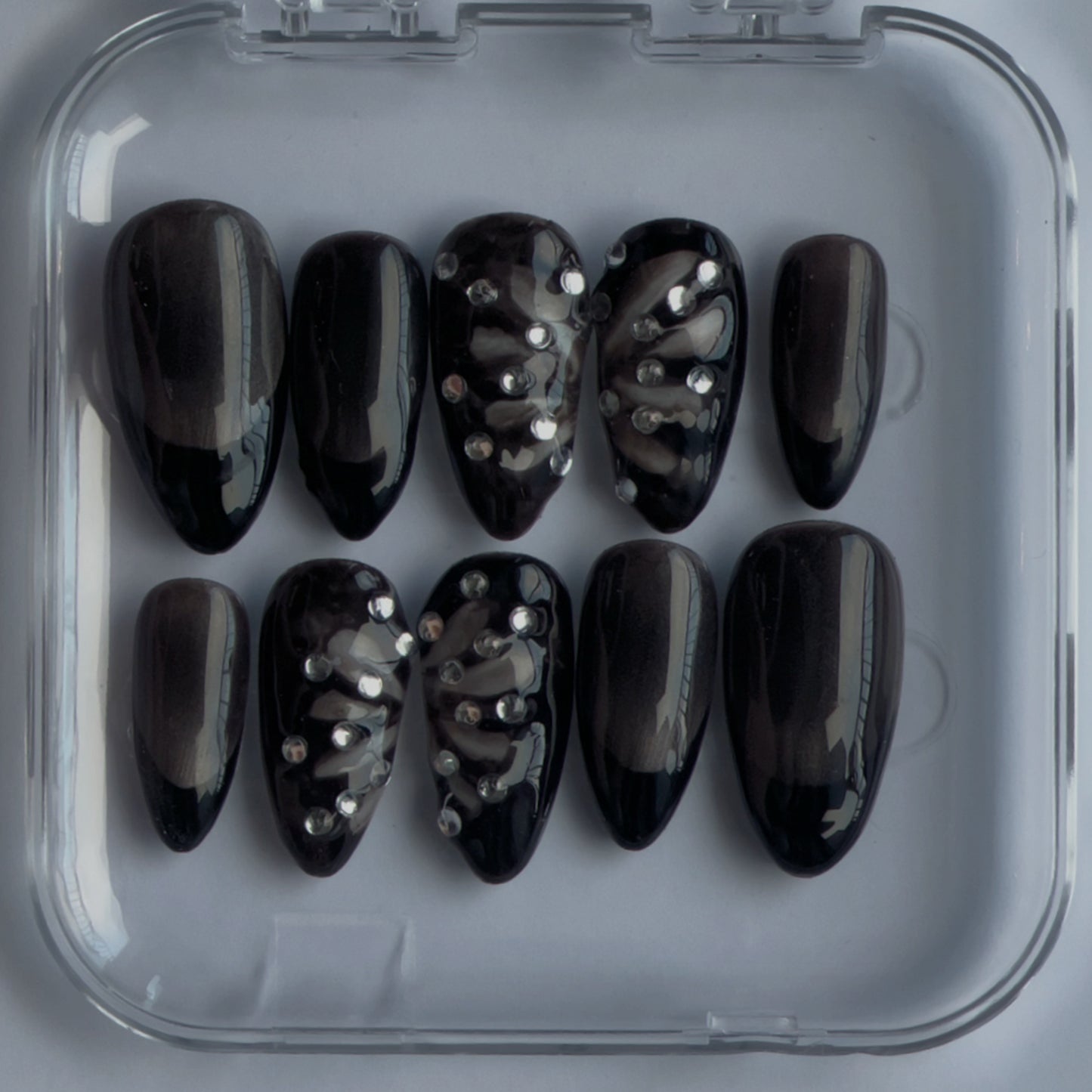 Midnight Butterfly (press-ons)